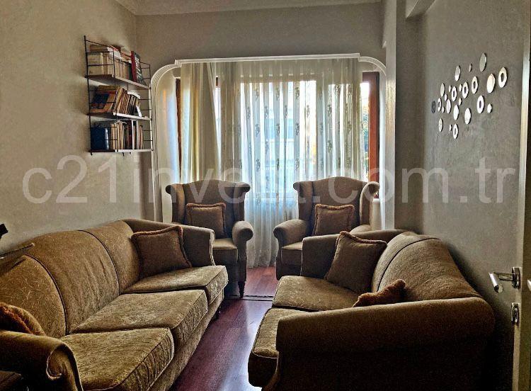 Cengiz Topel Cad. Eşyalı Kiralık 3+1 Balkonlu Daire Metroya 10dk