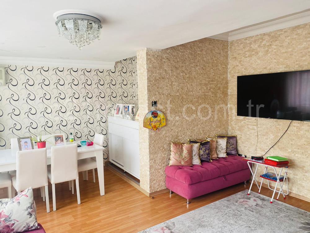 ERMEYDANI CADDESİNDE SATILIK 2+1 DAİRE