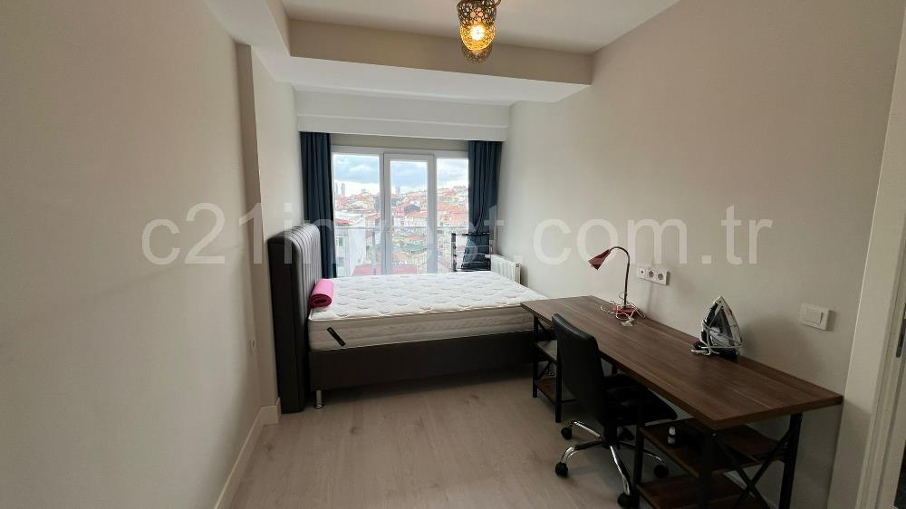 İstanbul Kağıthane'de Solo Levent Residance 1+1 Eşyalı Daire