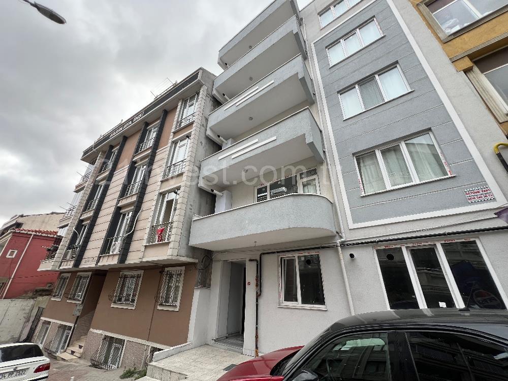 Kağıthane Merkezde Satılık 2+1 