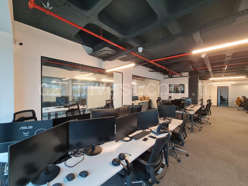 Kiralık Ofis Portavadi 400m2 Dekorasyonlu Boş Vadistanbul