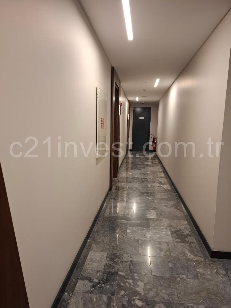 KİRALIK VADİ İSTANBUL LOKASYONU PORTAVADİ DE PLAZA OFİS KATI   