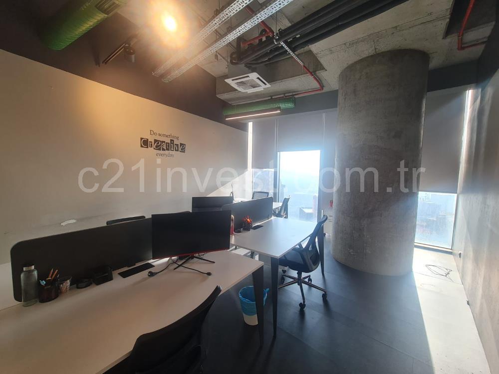 Maslak Kiralık Mobilyalı Ofis Spine Tower 600m2 Taşınmaya Hazır