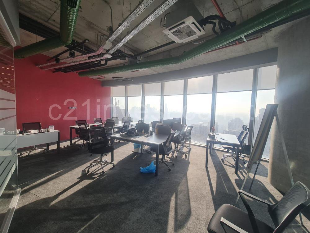 Maslak Kiralık Mobilyalı Ofis Spine Tower 600m2 Taşınmaya Hazır