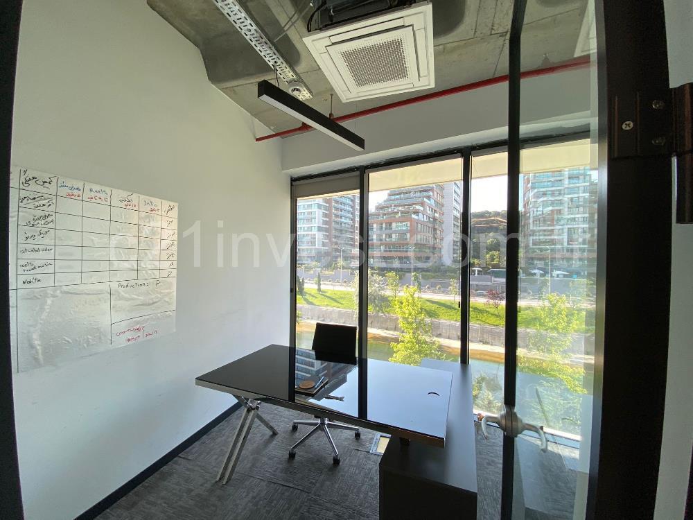 Porta Vadi Satılık 450m2+20m2 (Depolu) Ofis Vadistanbul