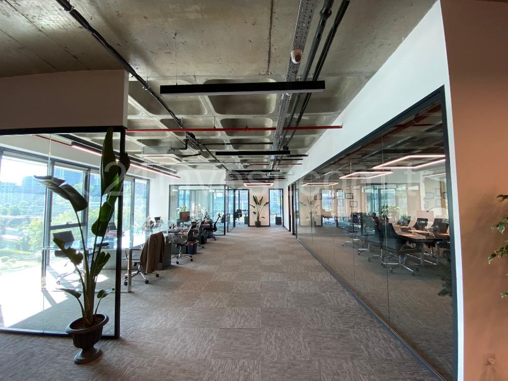 Porta Vadi Satılık 450m2+20m2 (Depolu) Ofis Vadistanbul