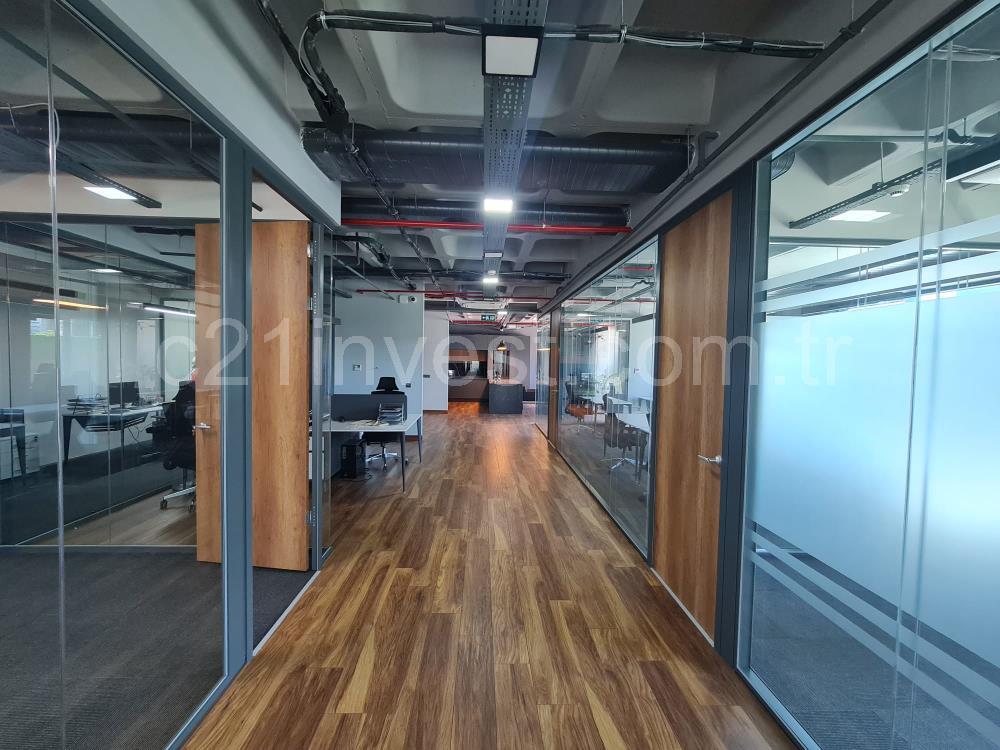 Porta Vadi Satılık 450m2 Dekorasyonlu Teraslı Ofis