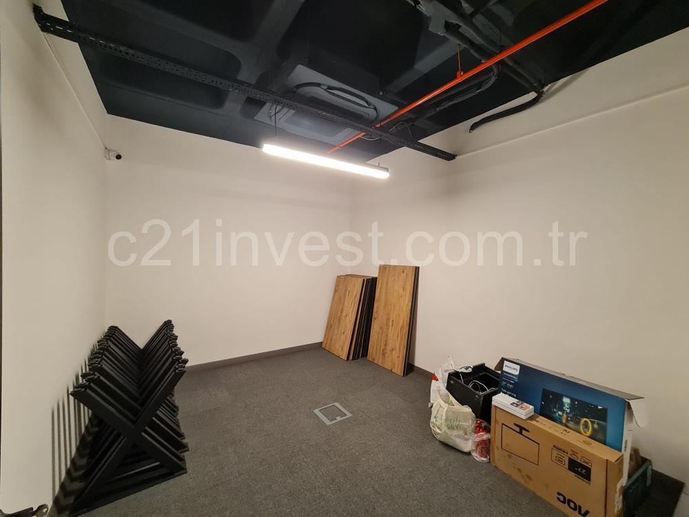 Portavadi Kiralık Ofis 400m2 Dekorasyonlu Taşınmaya Hazır