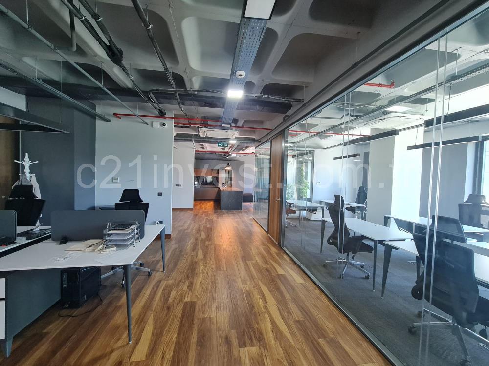 Portavadi Satılık Ofis 336m2 Vadistanbul Skyland