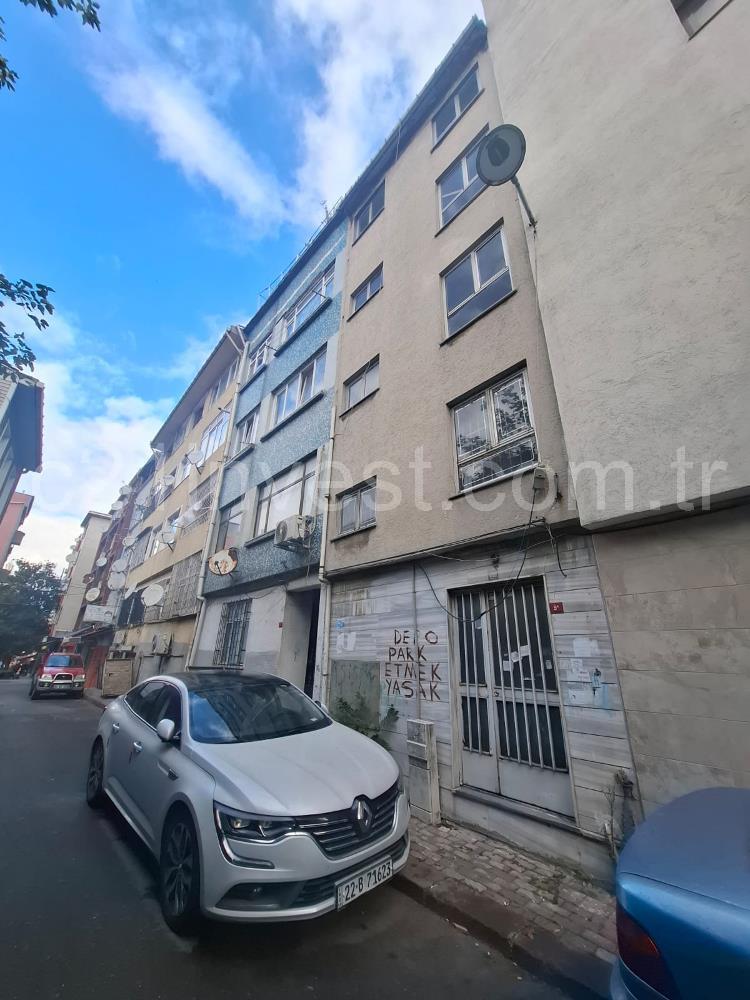 Satılık Bina  Fevzipaşa caddesi üzerinde  581m2 Kapalı Alan