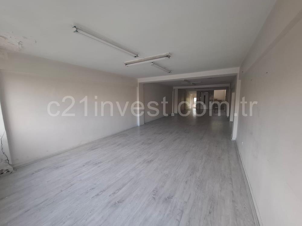 Satılık Bina  Fevzipaşa caddesi üzerinde  581m2 Kapalı Alan