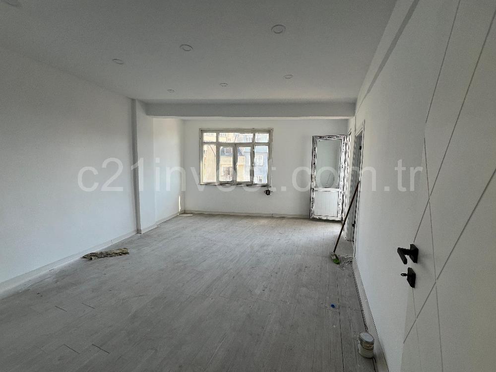 Seyrantepe Cadde Üzerinden 2+1 Balkon ve Teraslı Satılık Daire 