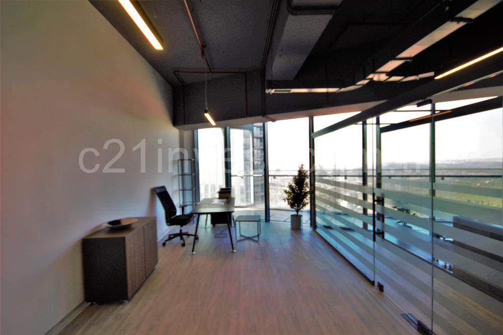 Skyland Kiralık 225m2 Mobilyalı Orman Manzaralı Teraslı Ofis