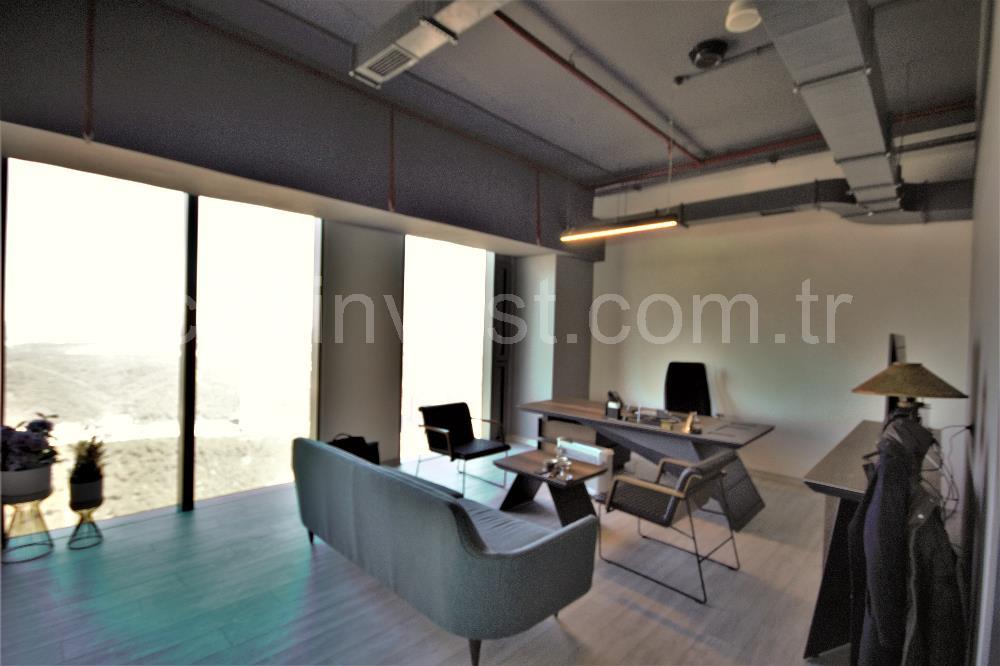 Skyland Kiralık 225m2 Mobilyalı Orman Manzaralı Teraslı Ofis