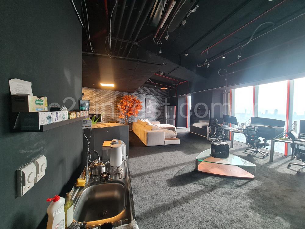 Skyland Kiralık Ofis 36.Kat 126m2 Dekorasyonlu Vadistanbul Seba