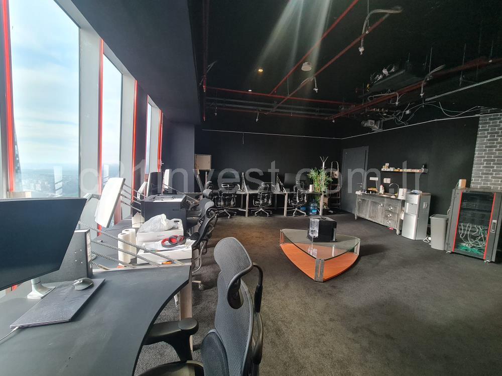 Skyland Kiralık Ofis 36.Kat 126m2 Dekorasyonlu Vadistanbul Seba