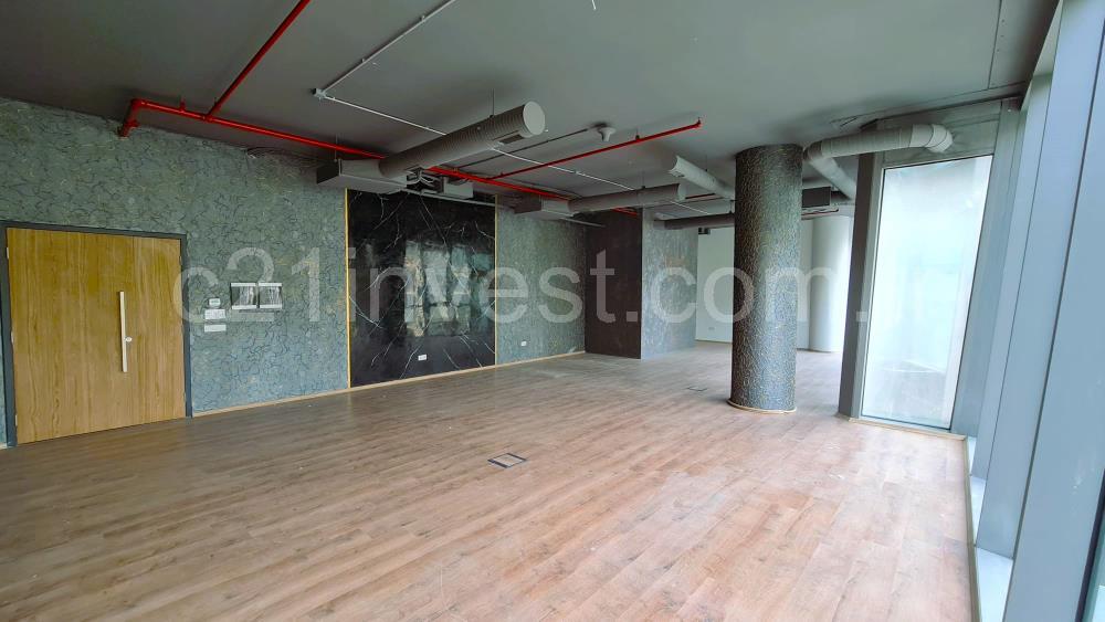 Vadi Koru Satılık 110m2 Dekorasyonlu Ofis Vadistanbul Skyland