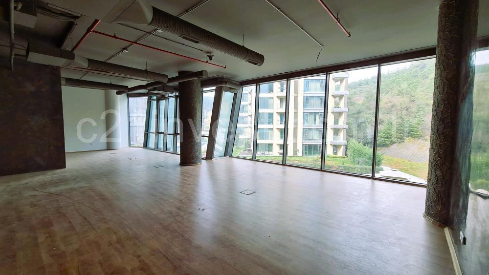 Vadi Koru Satılık 110m2 Dekorasyonlu Ofis Vadistanbul Skyland