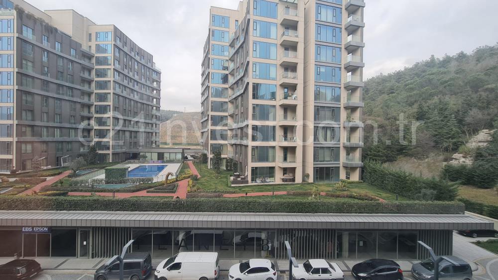 Vadi Koru Satılık 110m2 Dekorasyonlu Ofis Vadistanbul Skyland